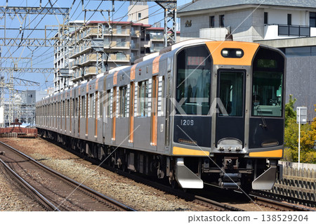 阪神鐵道1000系列車開往奈良 阪神鐵道1000系列車開往奈良 138529204