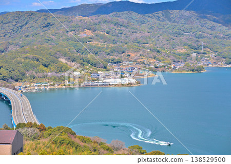 View of Lake Hamana from Okusayama Observatory, Shizuoka Prefecture View of Lake Hamana from Okusayama Observatory, Shizuoka Prefecture 138529500