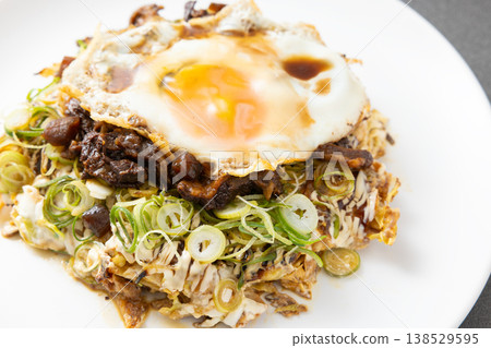 Delicious Kujo green onion and beef tendon okonomiyaki 138529595