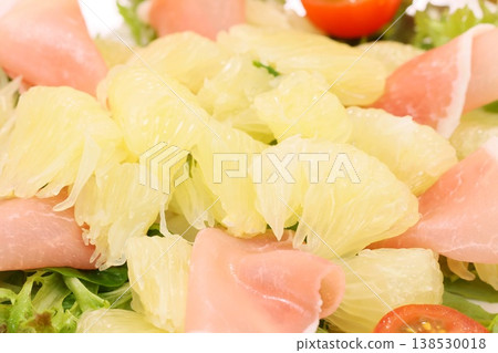 Tosa Buntan and Prosciutto Salad (Large Citrus Fruits) Tosa Buntan and Prosciutto Salad (Large Citrus Fruits) 138530018