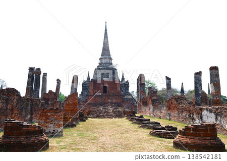 泰國阿瑜陀耶府的帕西桑佩寺,聯合國教科文組織世界遺產。 泰國阿瑜陀耶府的帕西桑佩寺,聯合國教科文組織世界遺產。 138542181