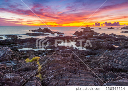 Yakushima, the island where gods reside; a beautiful summer dawn. Yakushima, the island where gods reside; a beautiful summer dawn. 138542314