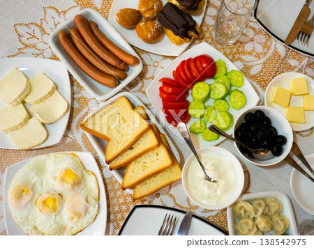 Breakfast in a Georgian hotel 138542975