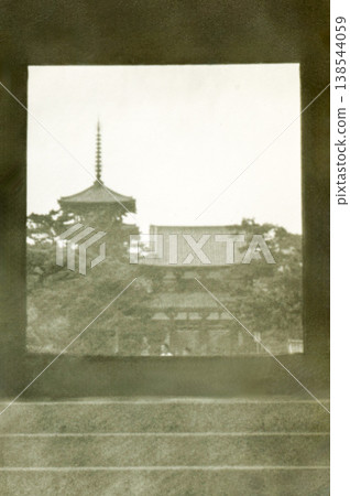 Showa 1527 138544059