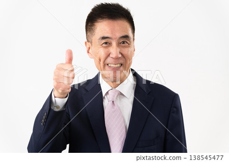 Senior man in a suit: Business image Senior man in a suit: Business image 138545477
