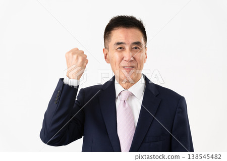 Senior man in a suit: Business image Senior man in a suit: Business image 138545482