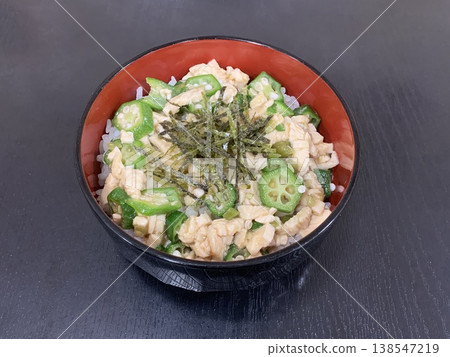 Tuna, okra, and wasabi rice bowl Tuna, okra, and wasabi rice bowl 138547219