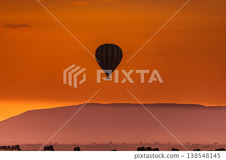 Maasai Mara National Game Reserve Park Great Rift Valley Narok County Kenya East Africa Savannah Grassland Wild Wildlife Animals Bush Adventure Travels Safaris Sunset Sunrise Sundwoner Birds Discovery 138548145