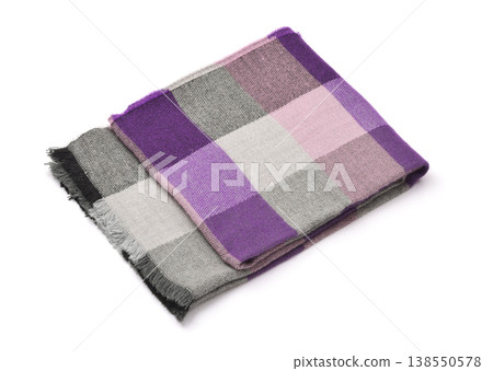 Folded soft plaid woolen scarf 138550578