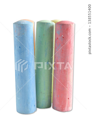 Multicolored school crayons. 138551400