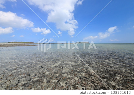 Penghu coast, white sand, Taiwan 138551613