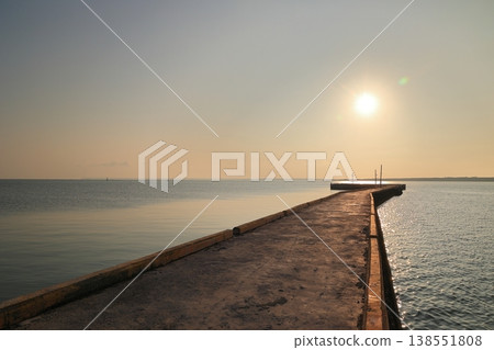 瓦硐漁港 夕陽 白沙 澎湖 台灣 138551808
