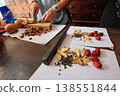 Traditional Chinese medicine, prescription preparation, dietary supplements, Siwu Decoction, sesame oil chicken, rice wine chicken, and herbal pork rib stew. 138551844
