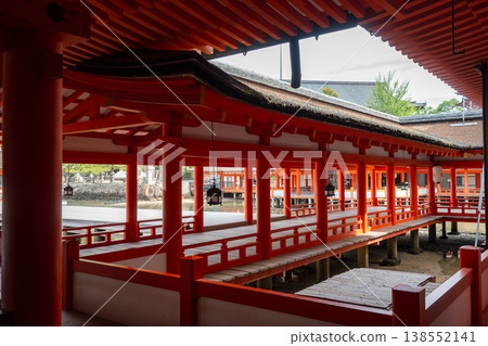 Walkway of Itsukushima Shrine on Miyajima island in Japan 138552141