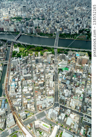 Aerial view of central Tokyo cityscape in Japan 138552165