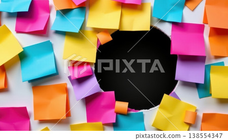 colorful sticky notes surrounding a hole on a...-插圖素材 [138554347] - PIXTA圖庫