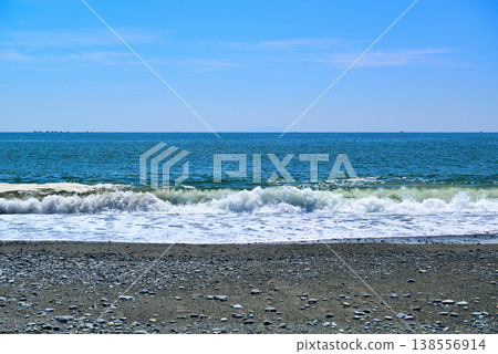 Sodegaura Beach in early spring, Kanagawa Prefecture 138556914