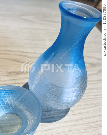 A refreshing blue Edo Kiriko-style glass sake set. 138557090