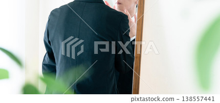 準備上班的商人 138557441