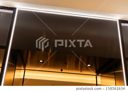 An empty storefront ready for new branding. The space is designed for retail activities and offers a large copy space for signage An empty storefront ready for new branding. The space is designed for retail activities and offers a large copy space for signage 138561634