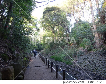 托多羅基山谷的道路封閉措施已解除。 托多羅基山谷的道路封閉措施已解除。 138562129