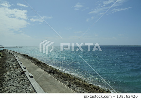 旅途中看到的海景 138562420