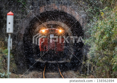 地方鐵路的魅力：蓋比線－三個連續的隧道 138562894