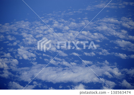 旅行的天空 138563474