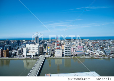 從新潟市媒體船展望台（萬代橋）遠眺 138563514