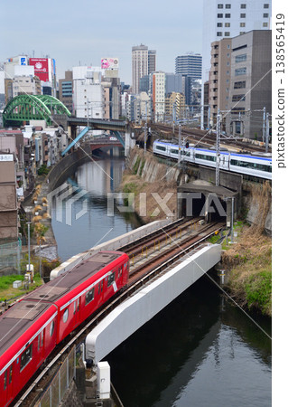 Cityscape, Tokyo, Ochanomizu 138565419