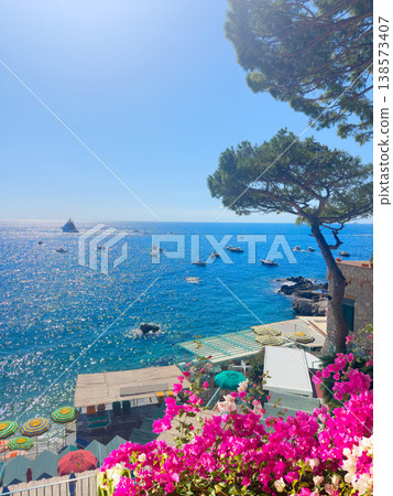 Capri island, Italy 138573407