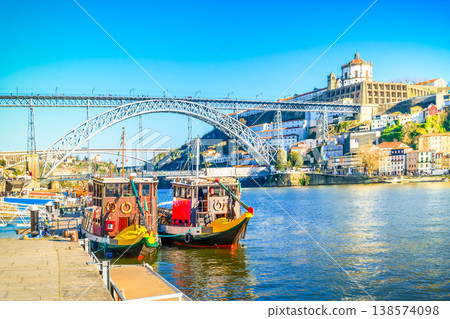 historic town of Porto, Portugal 138574098