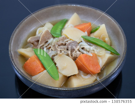 肉和土豆 肉和土豆 138576355