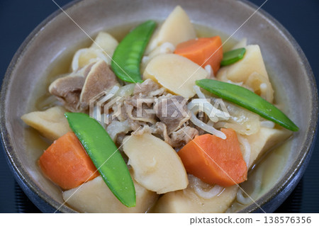肉和土豆 肉和土豆 138576356