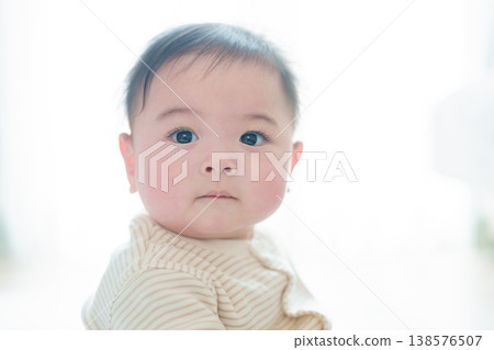 Up baby's face Up baby's face 138576507
