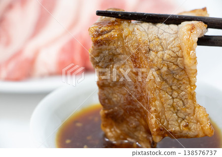 烤肉圖像 烤肉圖像 138576737