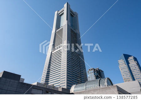 Skyscrapers in the blue sky Skyscrapers in the blue sky 138577285