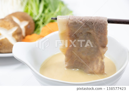 Shabu-shabu with sesame sauce and beef 138577423