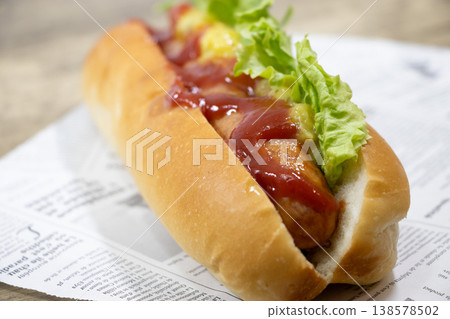 hot dog hot dog 138578502