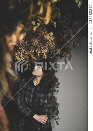 一朵花的女人 138580222