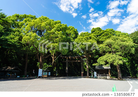 東京都澀谷區代代木上園町第一鳥居 明治神宮 東京都澀谷區代代木上園町第一鳥居 明治神宮 138580677