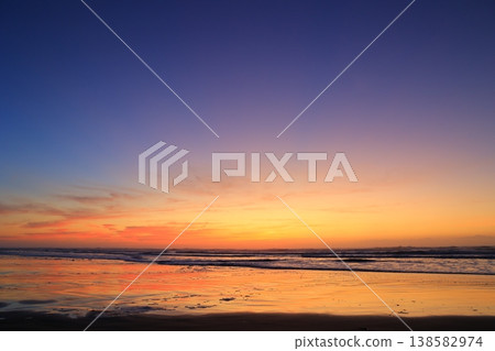 beautiful beach sunrise 138582974