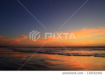 beautiful beach sunrise beautiful beach sunrise 138582982