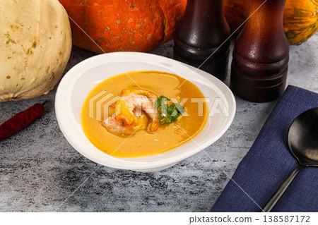 Pumpkin cream soup with prawns Pumpkin cream soup with prawns 138587172