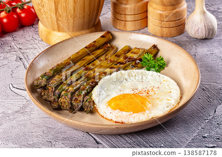 Gourmet breakffast - asparagus with egg Gourmet breakffast - asparagus with egg 138587178