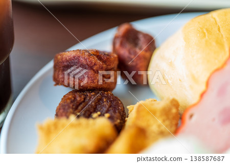 沖繩伊計島風味點心黑糖酥與炸物 138587687