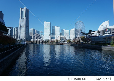 從萬國橋眺望港未來地區 從萬國橋眺望港未來地區 138590371