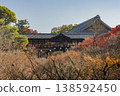Tofuku-ji Temple's Tsutenkyo Bridge, surrounded by autumn foliage. 138592450