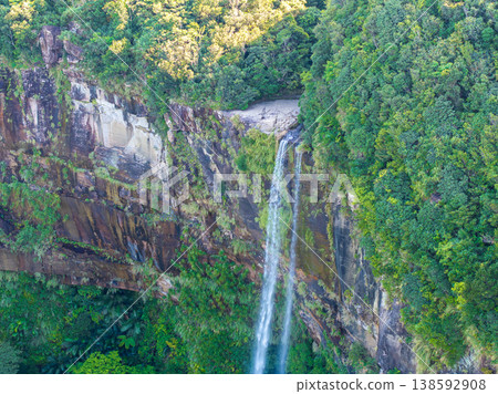 Pinai-sara Falls (Iriomote Island, Okinawa Prefecture) Pinai-sara Falls (Iriomote Island, Okinawa Prefecture) 138592908