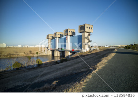 Akabane Blue Water Gate at dusk in winter, Akabane, Kita Ward, Tokyo 138594836